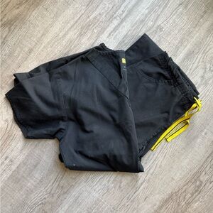 Wink Scrubs Black Scrub Set with Yellow Drawstring Top & Bottom Size XS